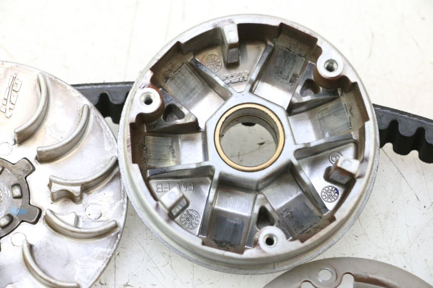 photo de VARIATOR PEUGEOT KISBEE 2T 50 (2018 - 2022) - Distinctive features