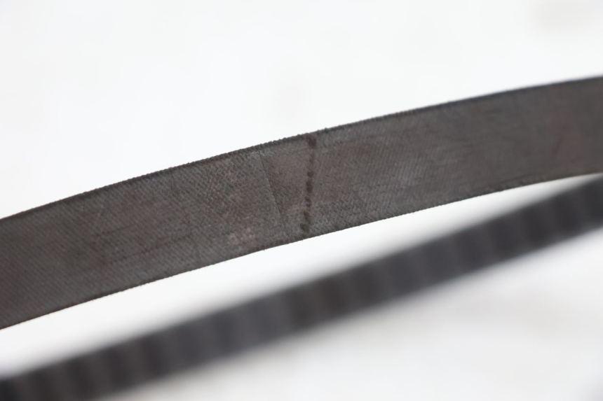 photo de VARIATOR PEUGEOT KISBEE 2T 50 (2010 - 2017) - High-resolution close-up