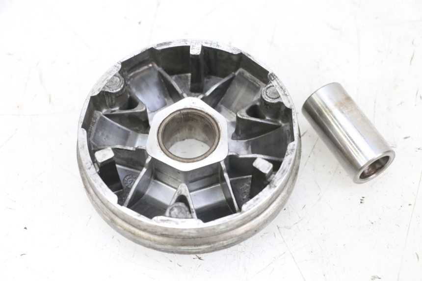 photo de VARIATOR PEUGEOT KISBEE 4T 50 (2010 - 2017) - Main view