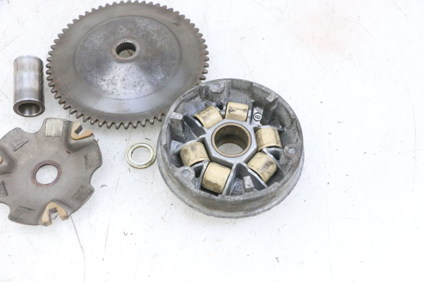 photo de VARIATOR PEUGEOT KISBEE 4T 50 (2010 - 2017) - Zoom on usage condition