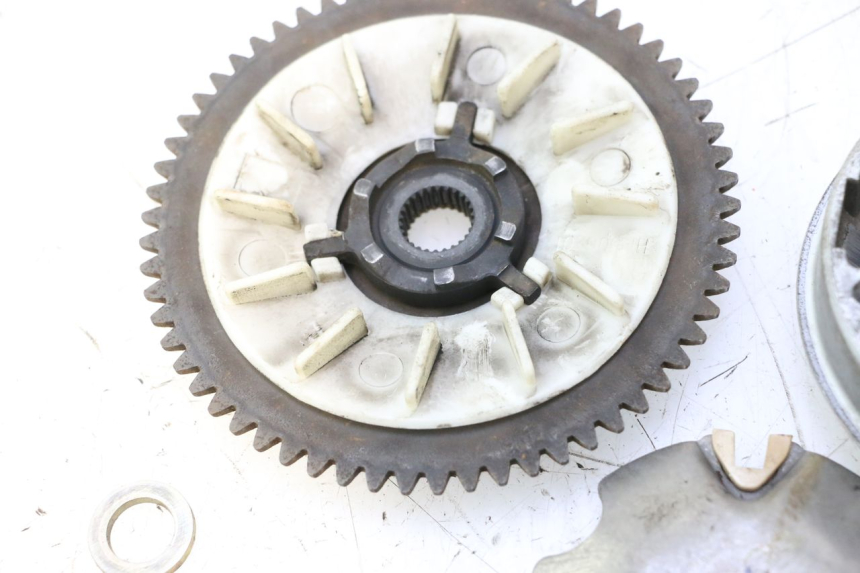 photo de VARIATOR PEUGEOT KISBEE 4T 50 (2010 - 2017) - Fixing points details