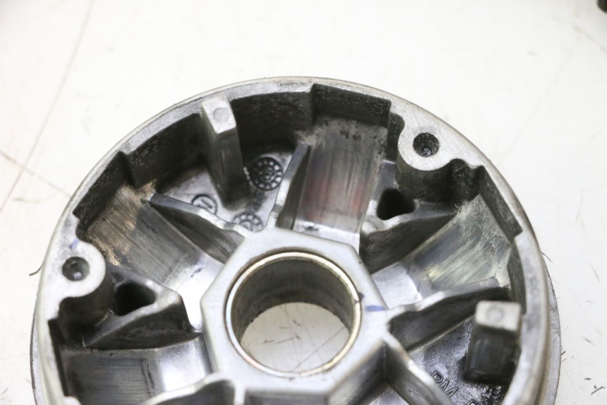 photo de VARIATOR PEUGEOT KISBEE 4T 50 (2023 - 2026) - Alternative perspective