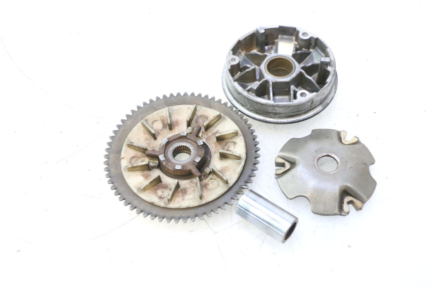 photo de VARIATOR PEUGEOT KISBEE 4T 50 (2010 - 2017) - Fixing points details