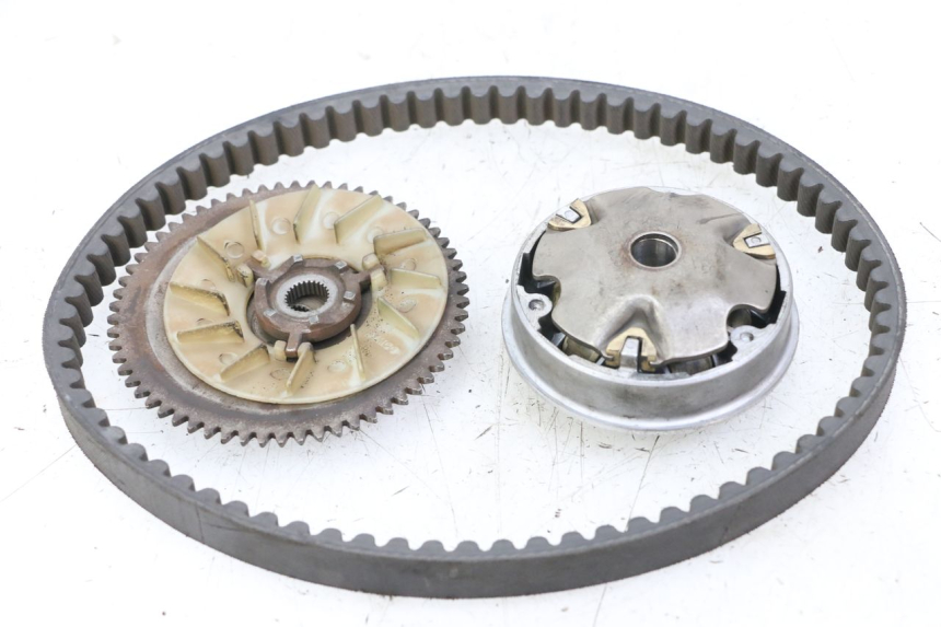 photo de VARIATOR KYMCO AGILITY 4T 50 (2018 - 2022) - Alternative perspective