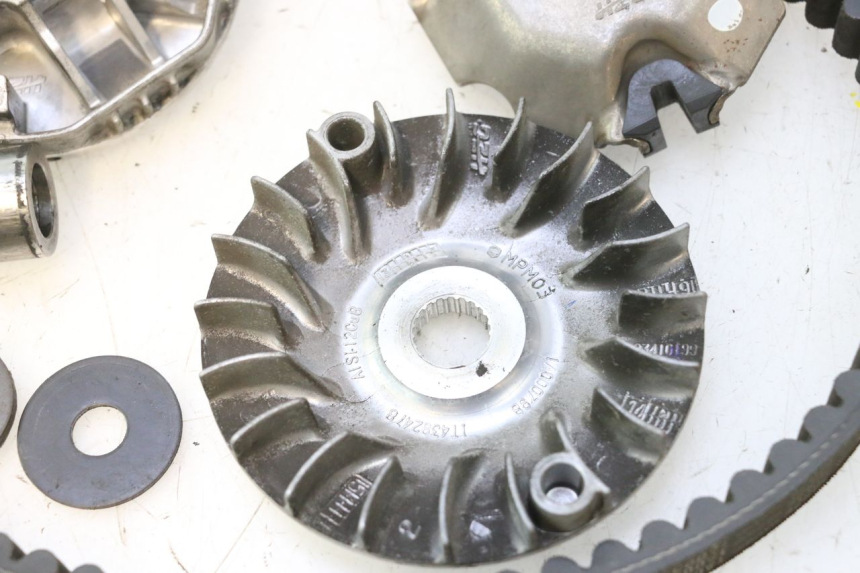 photo de VARIATOR PIAGGIO LIBERTY IGET S 125 (2016 - 2020) - Additional view of the item