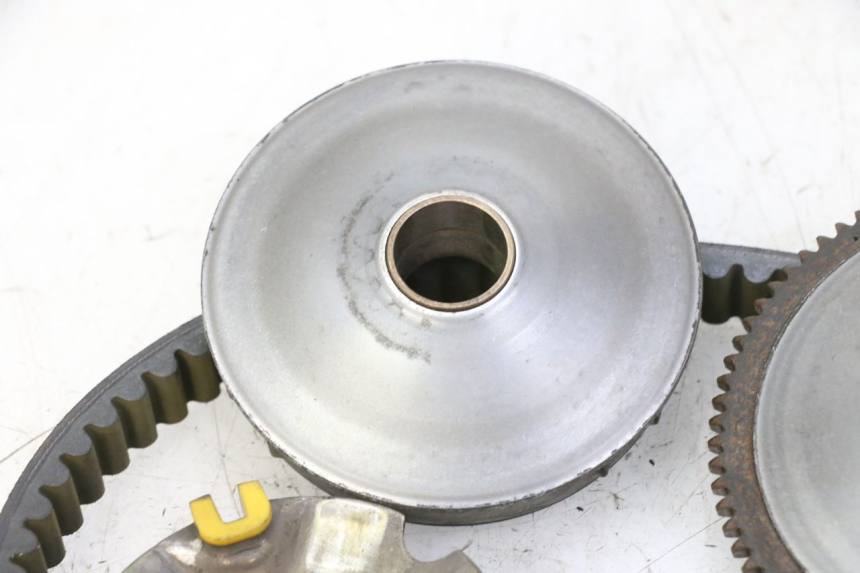 photo de VARIATOR PIAGGIO LIBERTY 125 (1998 - 2008) - Fixing points details