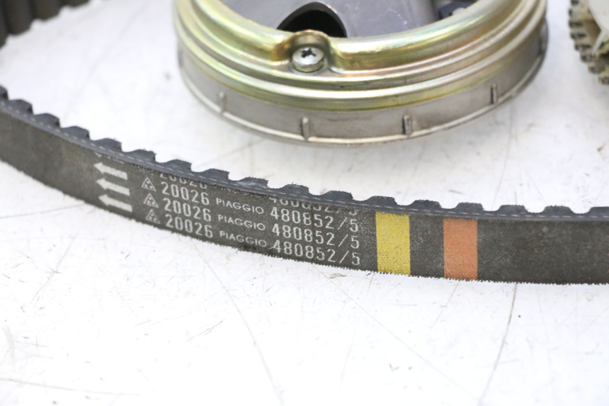 photo de VARIATOR PIAGGIO LIBERTY 50 (1998 - 2003) - Component detail