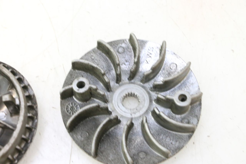 photo de VARIATOR KYMCO LIKE 125 (2009 - 2016) - Surface and material condition