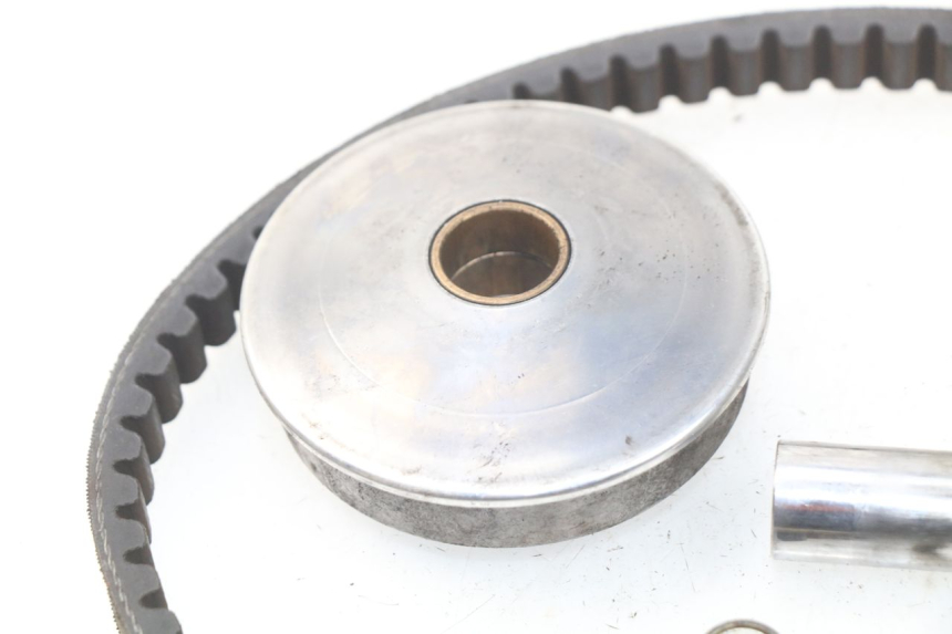 photo de VARIATOR PEUGEOT LUDIX 50 (2008 - 2017) - Alternative perspective