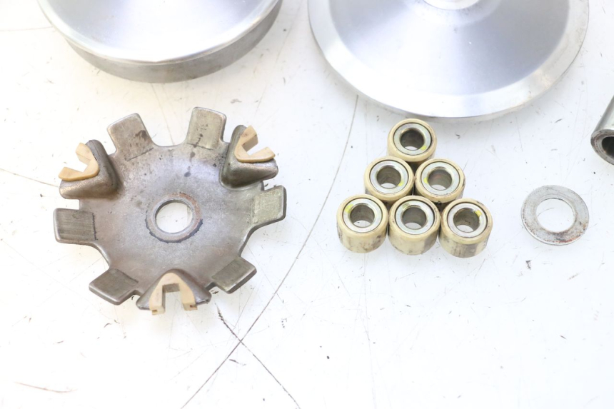 photo de VARIATOR PEUGEOT LUDIX 50 (2008 - 2017) - Zoom on usage condition