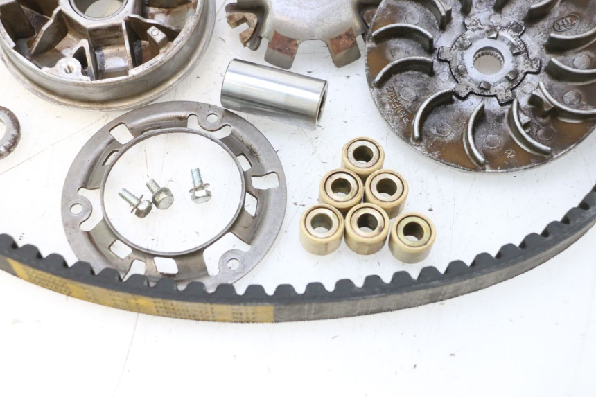 photo de VARIATOR PEUGEOT LUDIX ONE 14P 50 (2004 - 2013) - Additional view of the item