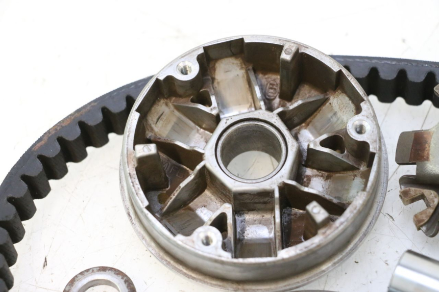 photo de VARIATOR PEUGEOT LUDIX ONE 14P 50 (2004 - 2013) - Component zoom