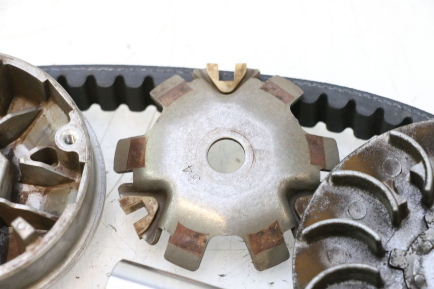 photo de VARIATOR PEUGEOT LUDIX ONE 14P 50 (2004 - 2013) - High-resolution close-up