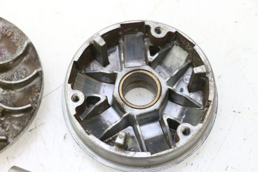 photo de VARIATOR PEUGEOT LUDIX ONE 50 (2004 - 2013) - Additional view of the item