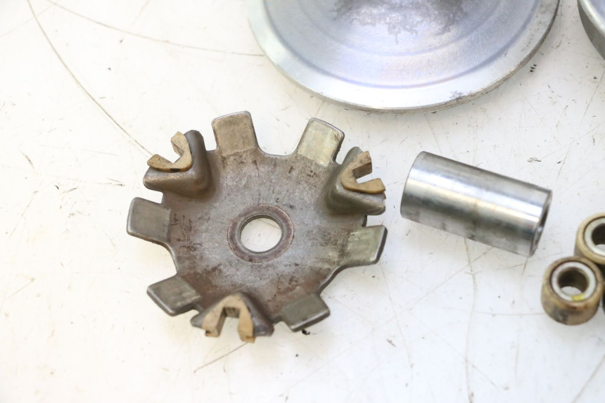photo de VARIATOR PEUGEOT LUDIX ONE 50 (2004 - 2013) - Alternative perspective