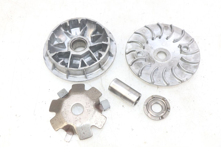 photo de VARIATOR SYM MIO 50 (2011 - 2017) - Main view