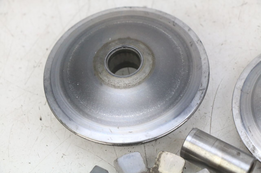 photo de VARIATOR SYM MIO 50 (2011 - 2017) - Alternative perspective