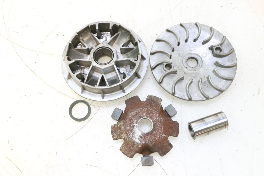 photo de VARIATOR SYM MIO 50 (2005 - 2010) - Main view