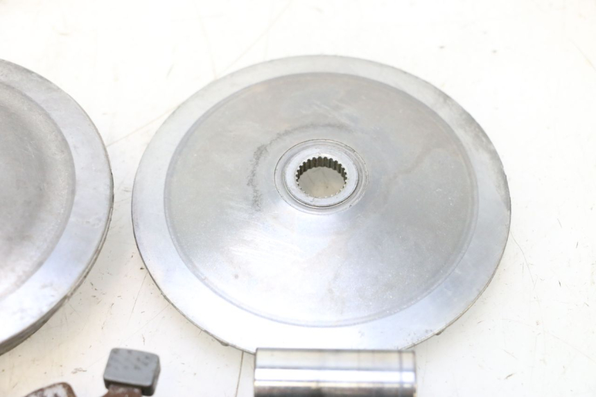 photo de VARIATOR SYM MIO 50 (2005 - 2010) - Alternative perspective