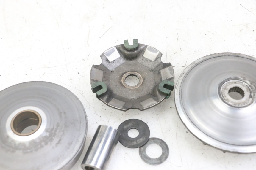 photo de VARIATOR PIAGGIO MP3 LT 300 (2010 - 2016) - Alternative perspective