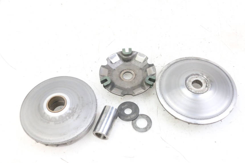 photo de VARIATOR PIAGGIO MP3 LT 300 (2010 - 2016) - Fixing points details