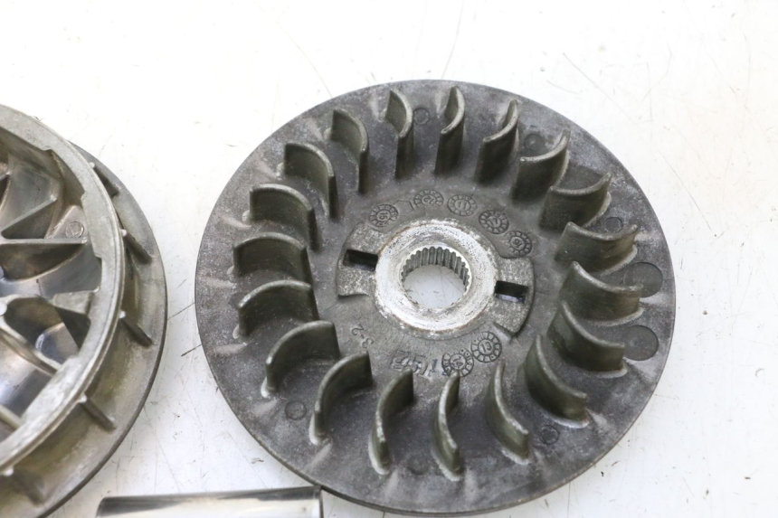 photo de VARIATOR PIAGGIO MP3 500 (2016 - 2018) - Alternative perspective