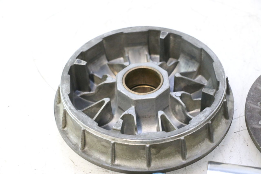 photo de VARIATOR PIAGGIO MP3 500 (2016 - 2018) - Fixing points details