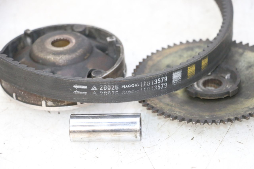 photo de VARIATOR PIAGGIO NEW TYPHOON 50 (2010 - 2017) - Component detail