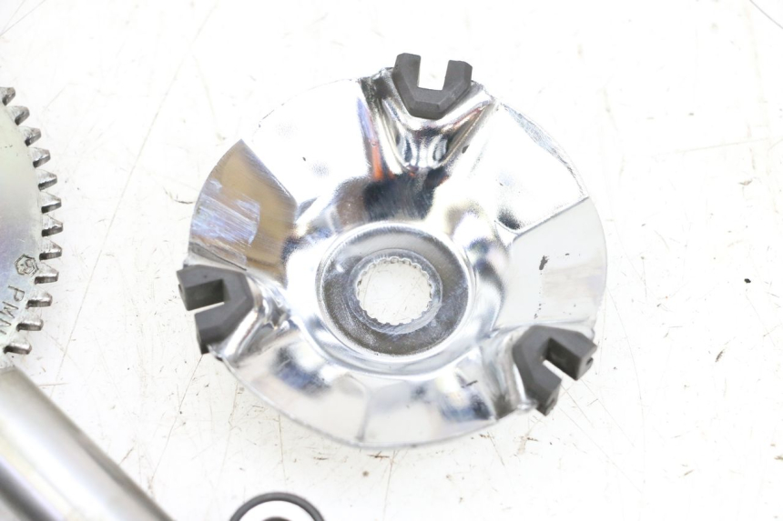 photo de VARIATOR PIAGGIO NEW TYPHOON 50 (2018 - 2021) - Fixing points details