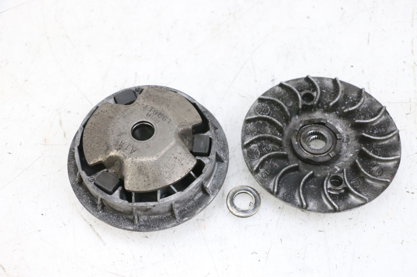 photo de VARIATOR SYM ORBIT III 3 4T 50 (2018 - 2021) - Alternative perspective