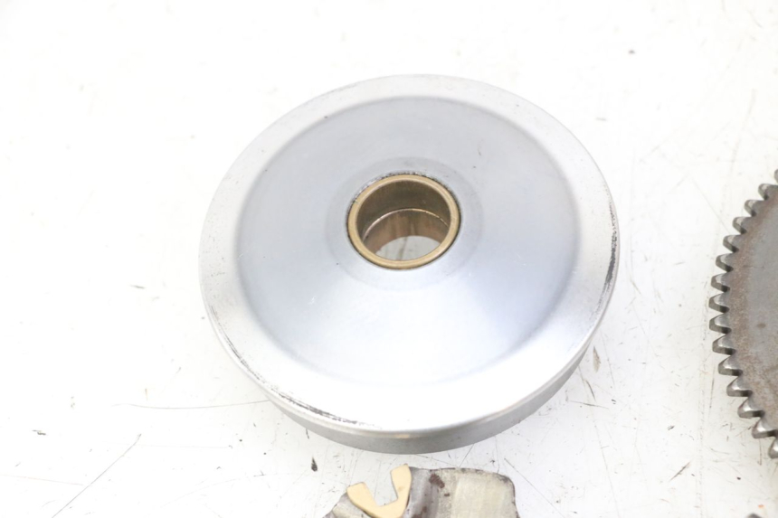 photo de VARIATOR PEUGEOT KISBEE 4T 50 (2010 - 2017) - Technical close-up