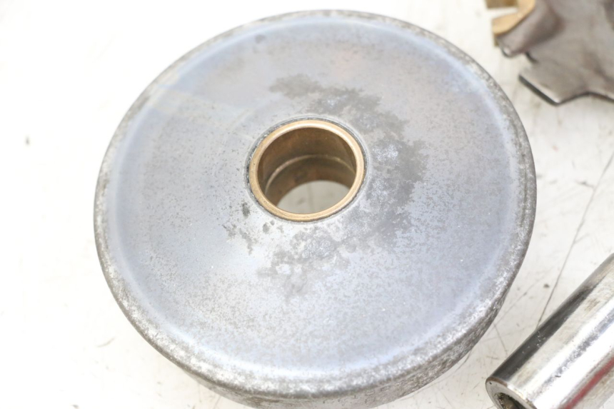 photo de VARIATOR PEUGEOT SPEEDFIGHT 3 LC 2T 50 (2009 - 2015) - Fixing points details