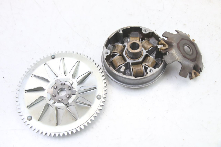 photo de VARIATOR PEUGEOT TREKKER TKR 50 (2005 - 2014) - Alternative perspective