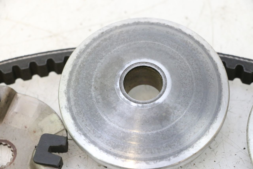 photo de VARIATOR TNT MOTOR ROMA 10' 2T 50 (2011 - 2018) - Fixing points details
