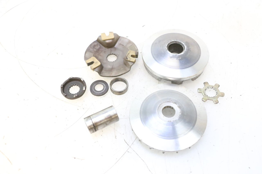photo de VARIATOR KEEWAY RY6 2T 50 (2011 - 2019) - Fixing points details