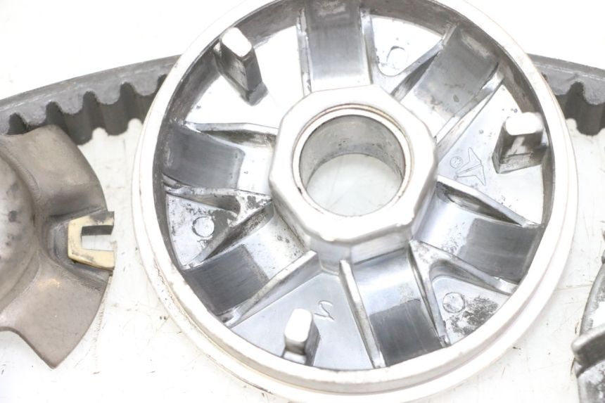 photo de VARIATOR HYTRACK S 150 (2003 - 2011) - High-resolution close-up