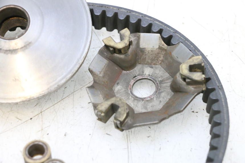 photo de VARIATOR PEUGEOT SATELIS COMPRESSOR K15 125 (2006 - 2009) - Alternative perspective