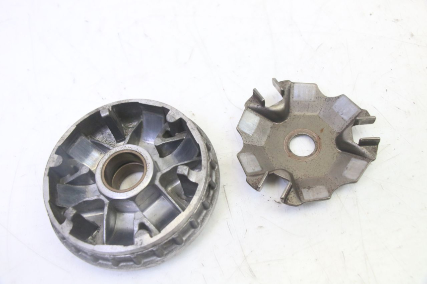 photo de VARIATOR PEUGEOT SATELIS 125 (2006 - 2009) - Technical close-up