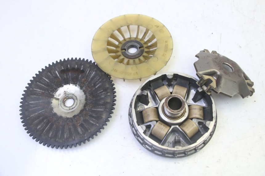 photo de VARIATOR PEUGEOT SATELIS 125 (2006 - 2009) - Zoom on usage condition