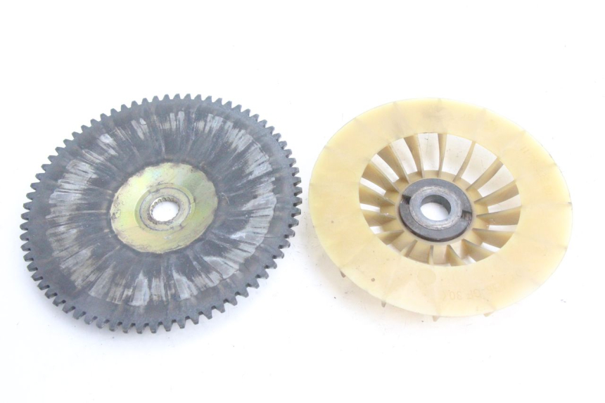 photo de VARIATOR PEUGEOT SATELIS 125 (2006 - 2009) - Alternative perspective