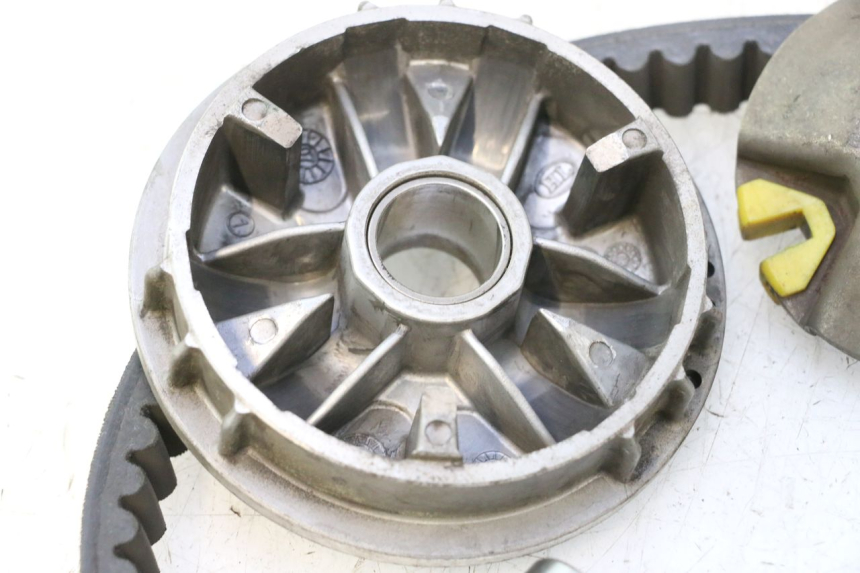 photo de VARIATOR PEUGEOT SATELIS 125 (2013 - 2018) - Component zoom