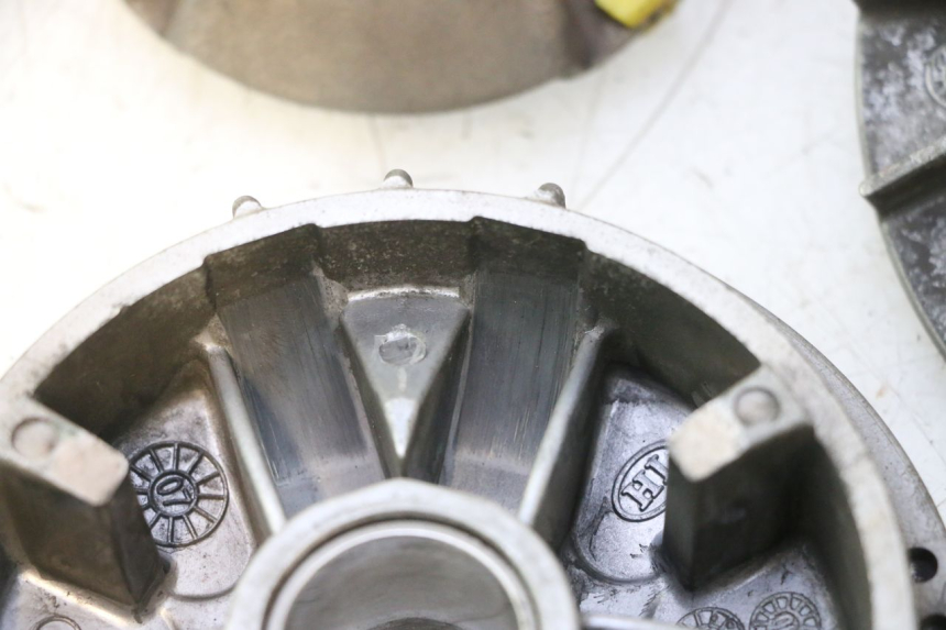 photo de VARIATOR PEUGEOT SATELIS 125 (2013 - 2018) - Markings and original references