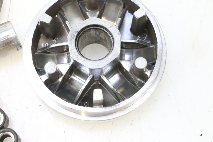 photo de VARIATOR FYM SCOOTERONE 125 (2006 - 2008) - Checked used part