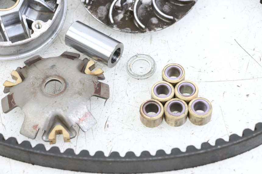 photo de VARIATOR PEUGEOT SPEEDFIGHT 4 2T 50 (2015 - 2019) - Fixing points details