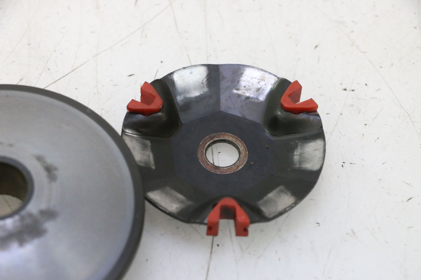 photo de VARIATOR PEUGEOT SPEEDFIGHT LC 50 (1996 - 2002) - Fixing points details