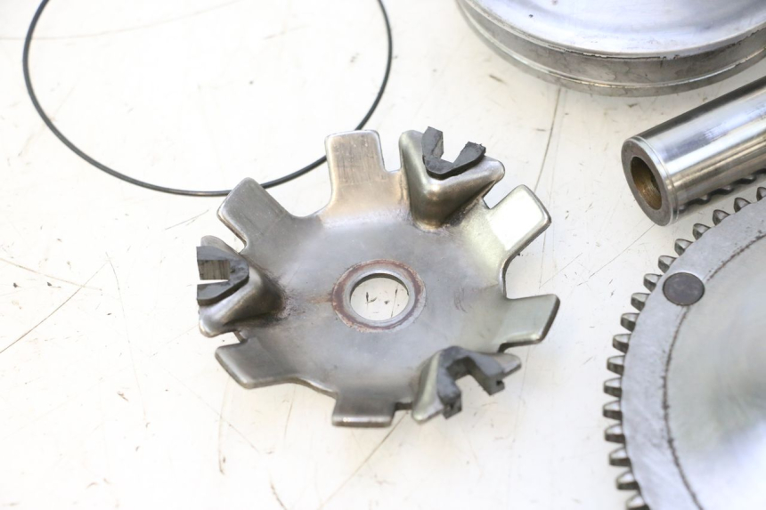 photo de VARIATOR PEUGEOT SPEEDFIGHT LC 50 (1996 - 2002) - Technical close-up