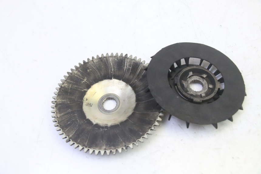 photo de VARIATOR APRILIA SR R 2T LC 50 (2018 - 2021) - Alternative perspective