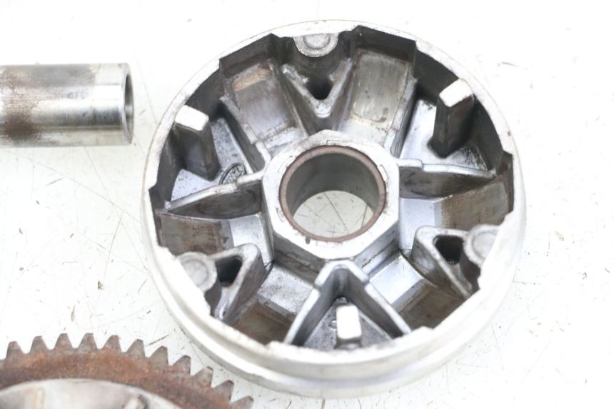 photo de VARIATOR VASTRO STREET X 4T 50 (2016 - 2021) - Surface and material condition