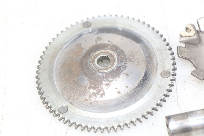 photo de VARIATOR PEUGEOT TREKKER 50 (1998 - 2004) - Technical close-up