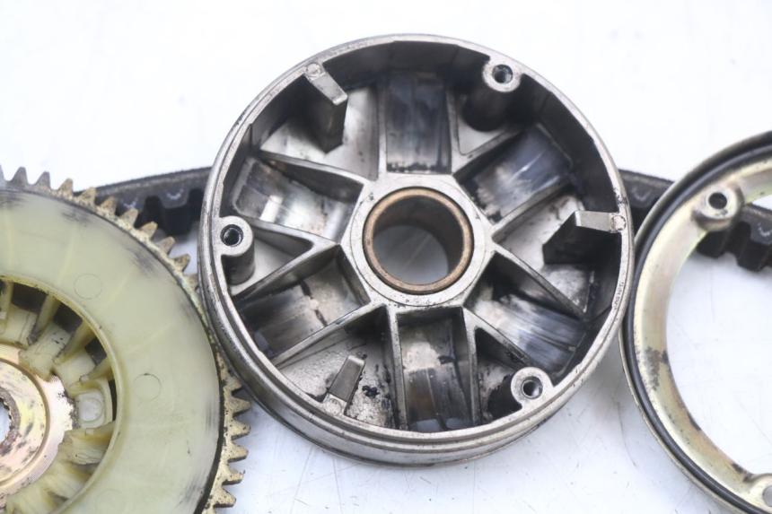 photo de VARIATOR PIAGGIO TYPHOON 80 (1994 - 1997) - Technical close-up